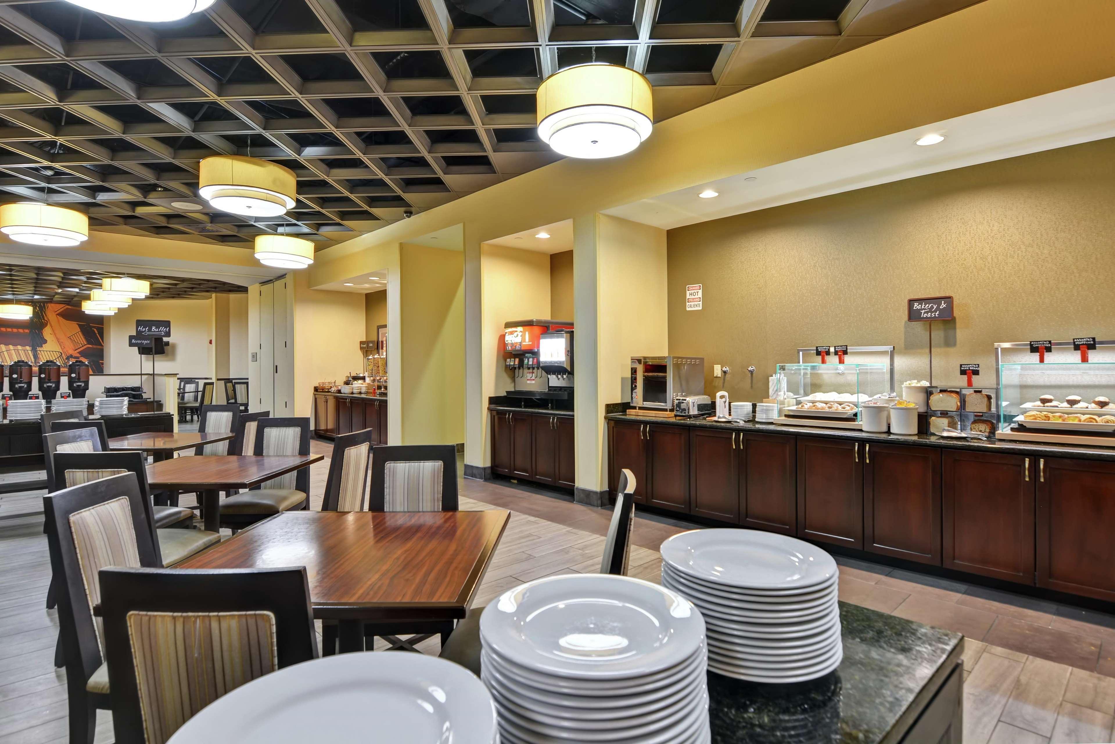 Embassy Suites Savannah Airport Ngoại thất bức ảnh