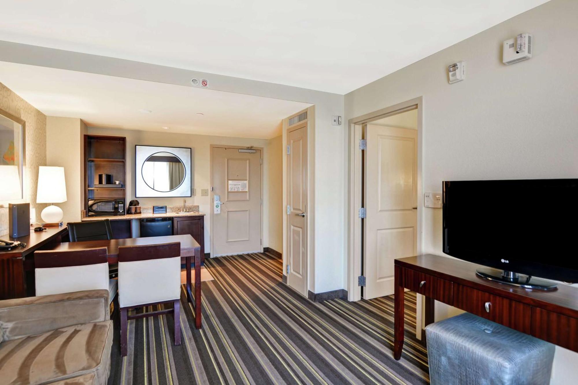 Embassy Suites Savannah Airport Ngoại thất bức ảnh