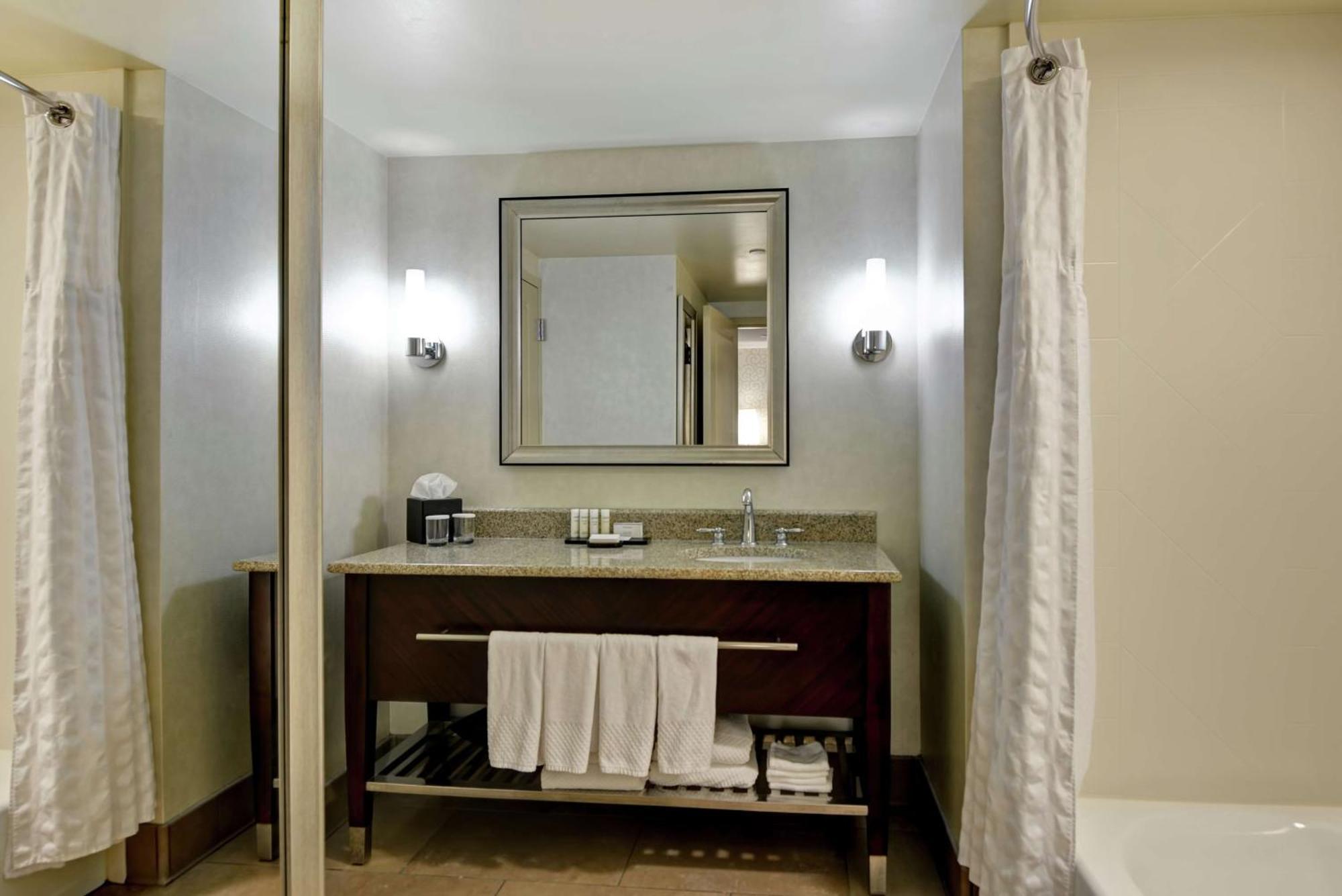 Embassy Suites Savannah Airport Ngoại thất bức ảnh